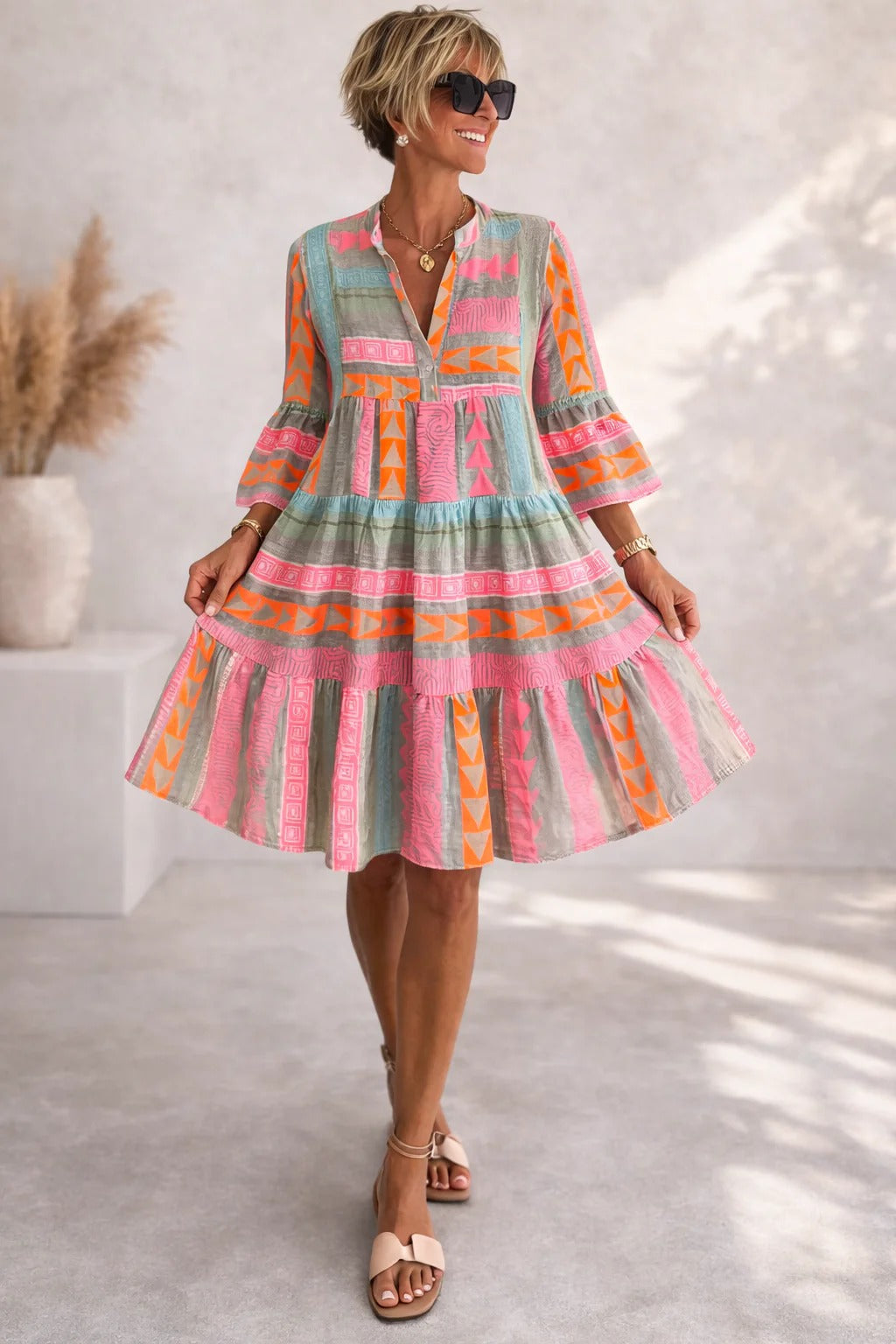 Lucie | Vzorované splývavé midi šaty